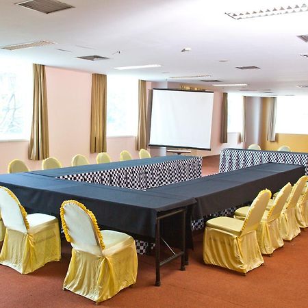 ג'קרטה Nam Center Hotel Kemayoran מראה חיצוני תמונה