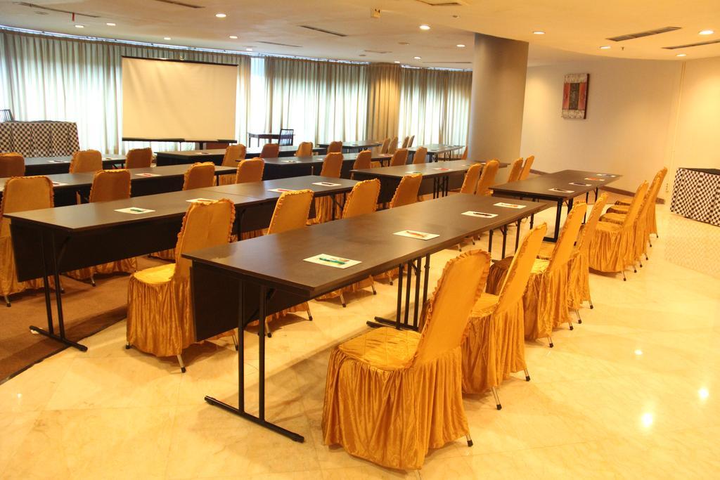 ג'קרטה Nam Center Hotel Kemayoran מראה חיצוני תמונה